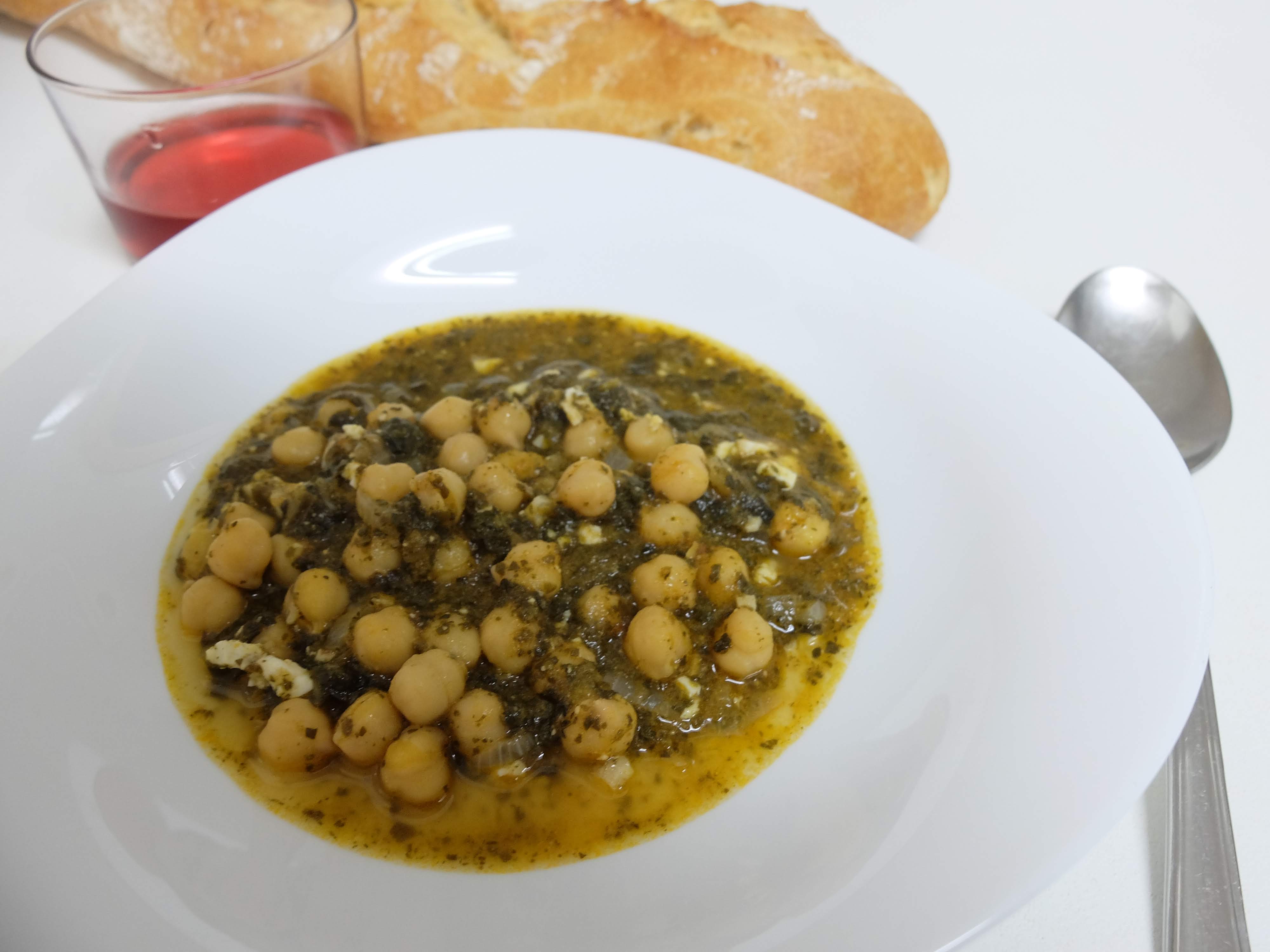 Garbanzos con espinacas